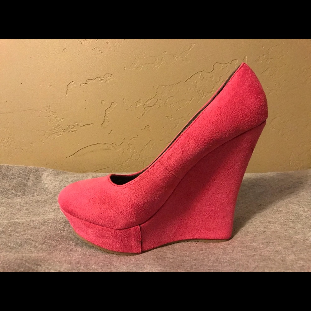 Anna “Madden” Wedge Heel